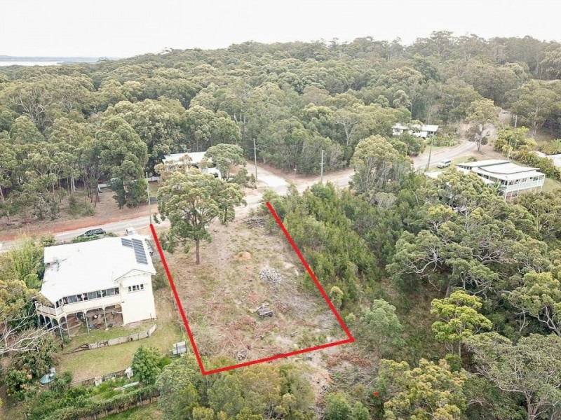 6 Leichhardt Terrace, Russell Island QLD 4184