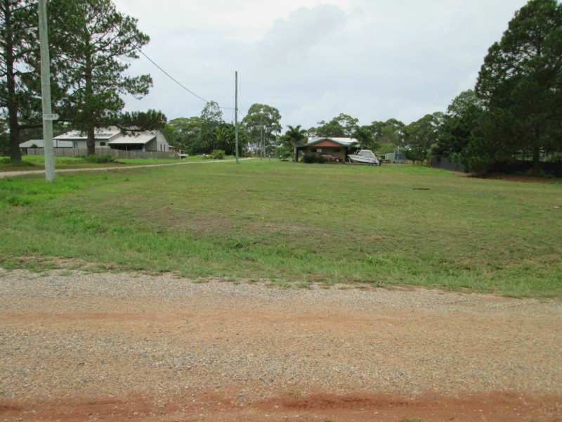 12 Banskia Street, Russell Island QLD 4184