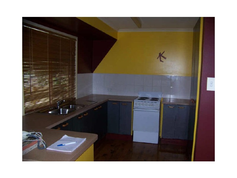 19 Dalpura Street, Macleay Island QLD 4184