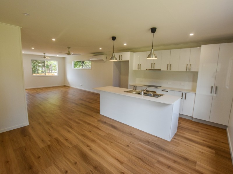 34 Mountain View Cres, Russell Island QLD 4184