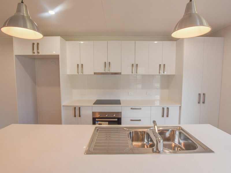 34 Mountain View Cres, Russell Island QLD 4184