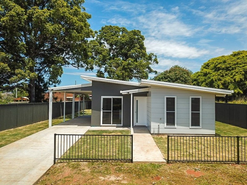 4 Vista Street, Russell Island QLD 4184