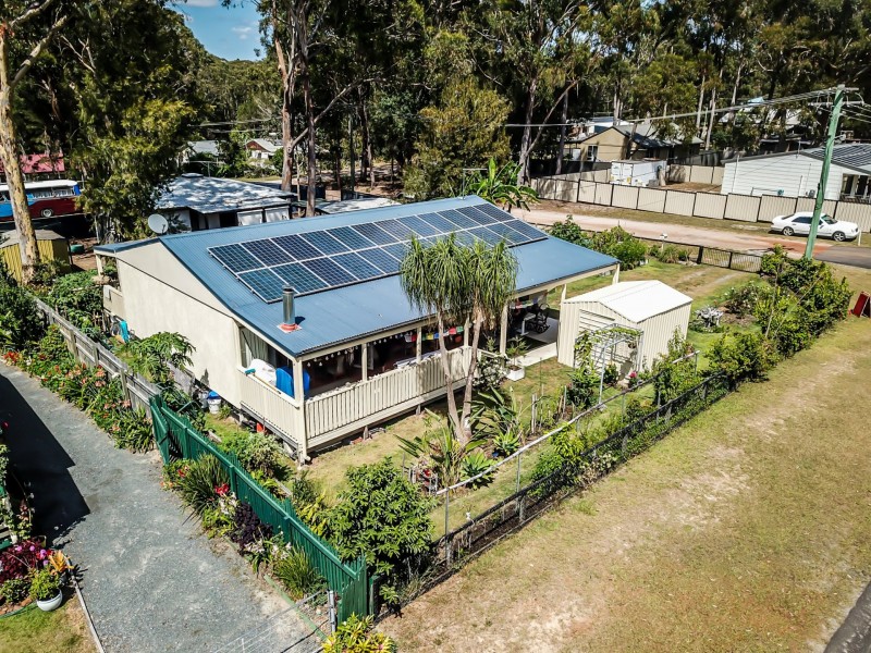 1 Crystal Street, Russell Island QLD 4184