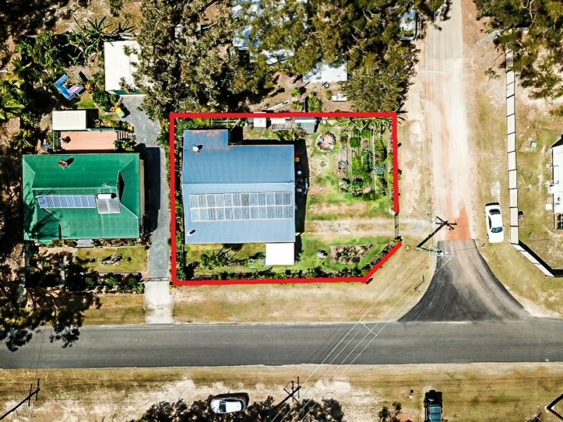 1 Crystal Street, Russell Island QLD 4184
