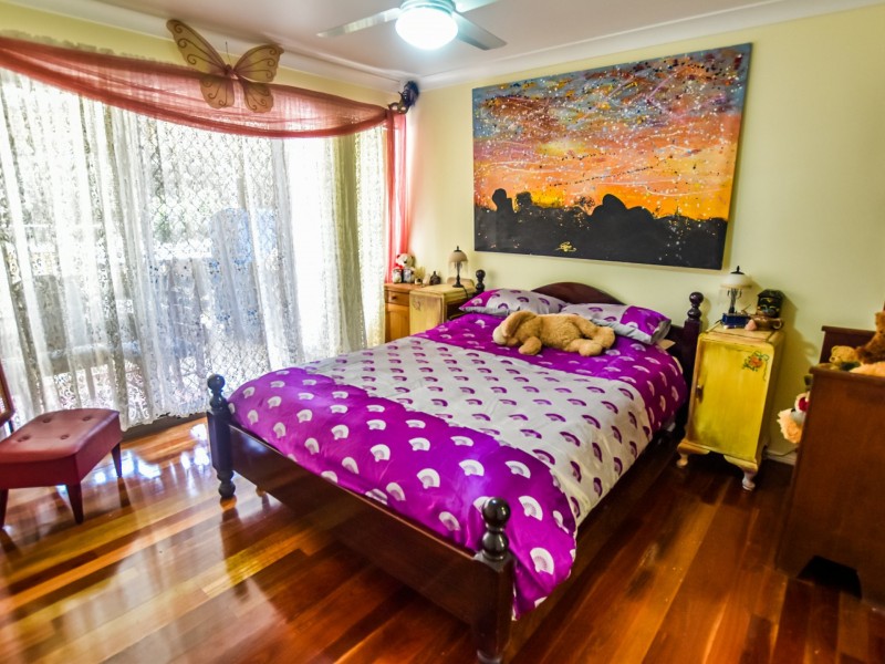 1 Crystal Street, Russell Island QLD 4184