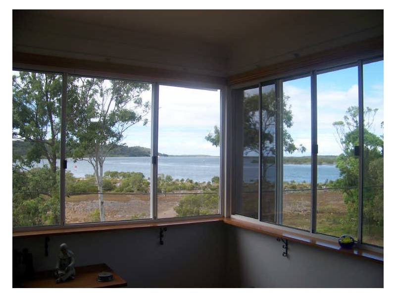 76 Crescent Drive, Russell Island QLD 4184