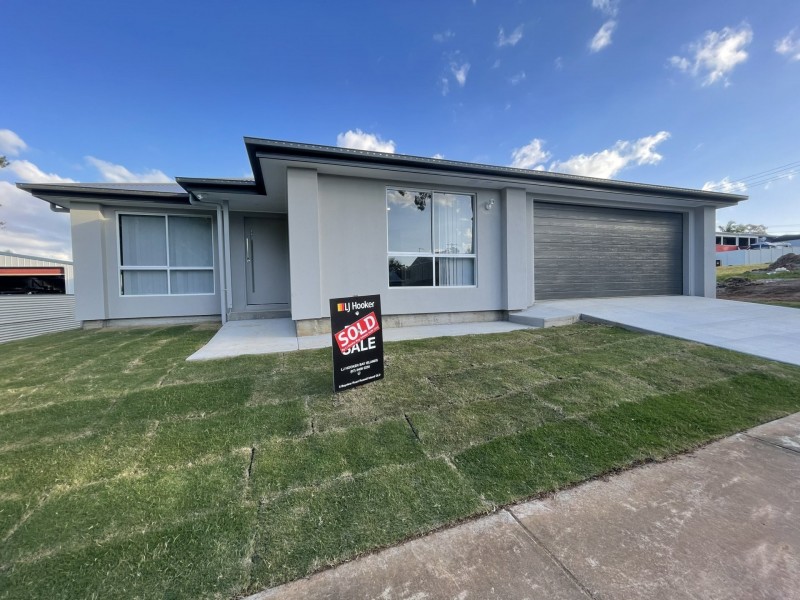 50 Canaipa Point Drive, Russell Island QLD 4184