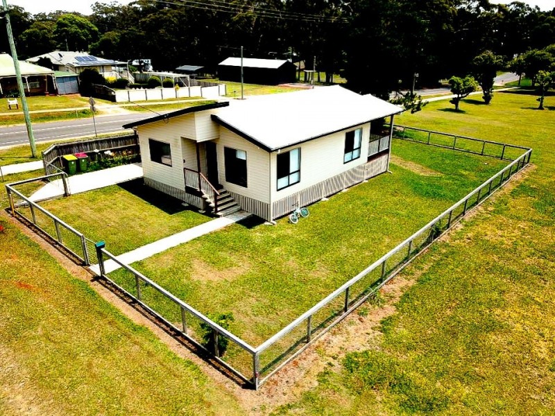 150 High Street, Russell Island QLD 4184