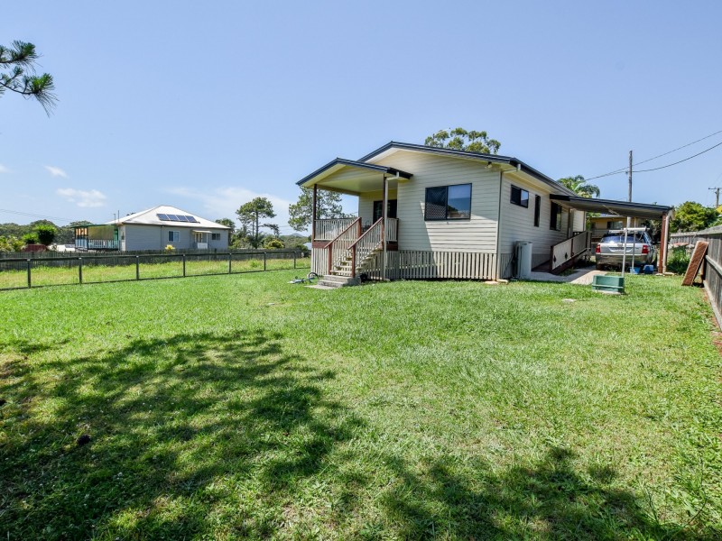 150 High Street, Russell Island QLD 4184