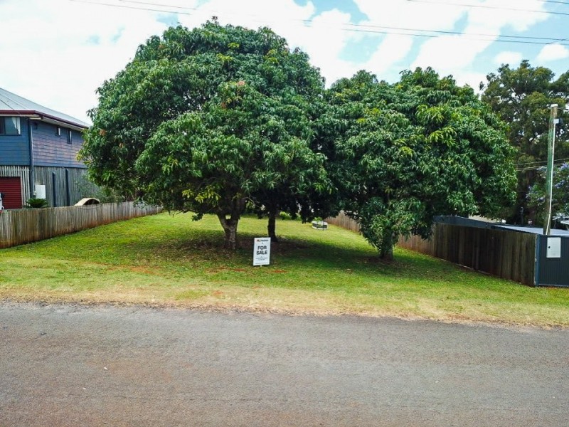 25 Cavendish Street, Russell Island QLD 4184