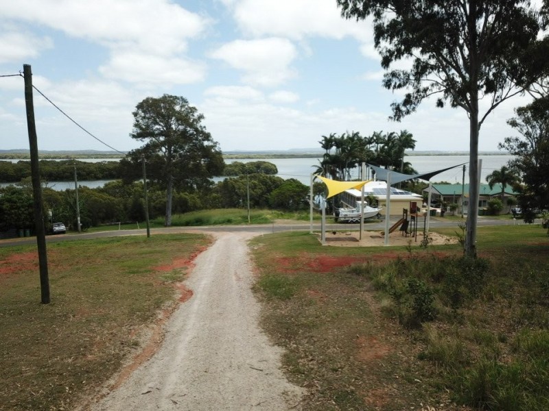 19 Ranora Avenue, Russell Island QLD 4184