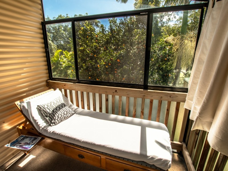 11 Peronne Avenue, Russell Island QLD 4184