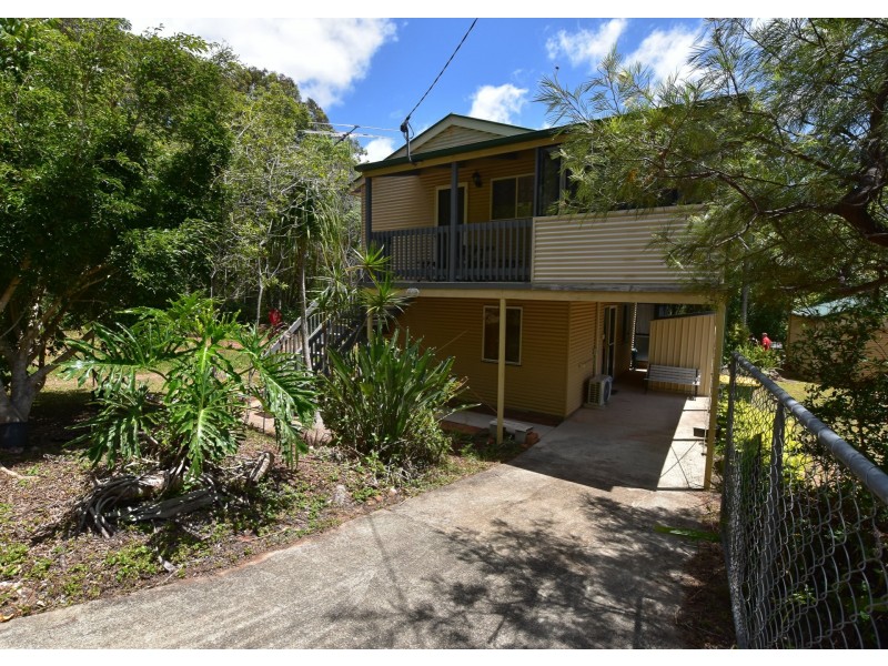 11 Peronne Avenue, Russell Island QLD 4184