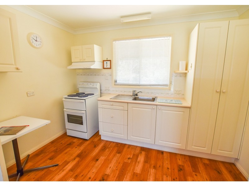 11 Peronne Avenue, Russell Island QLD 4184