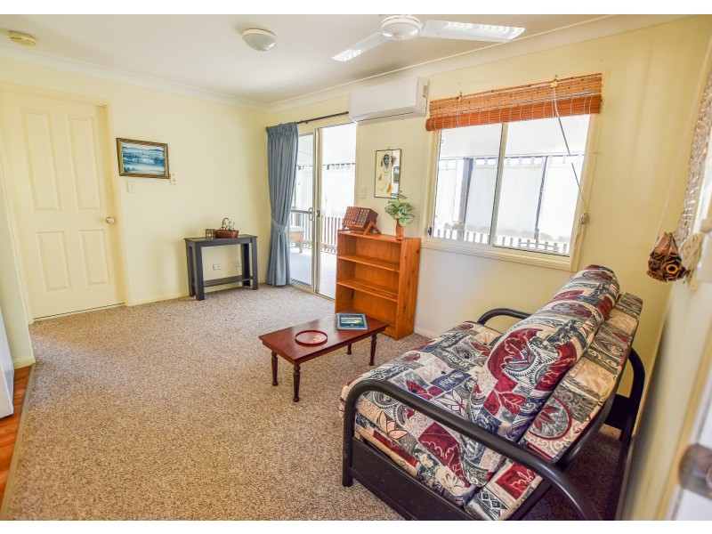 11 Peronne Avenue, Russell Island QLD 4184