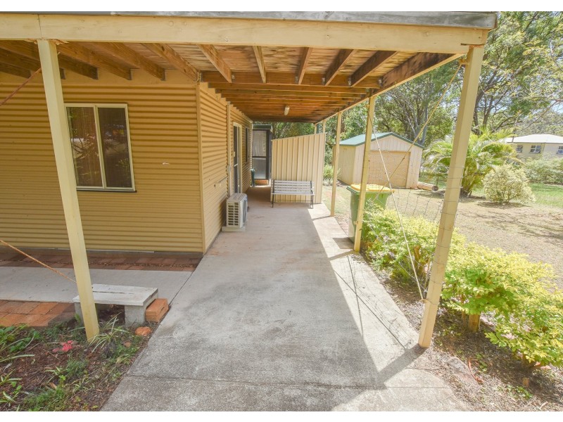 11 Peronne Avenue, Russell Island QLD 4184