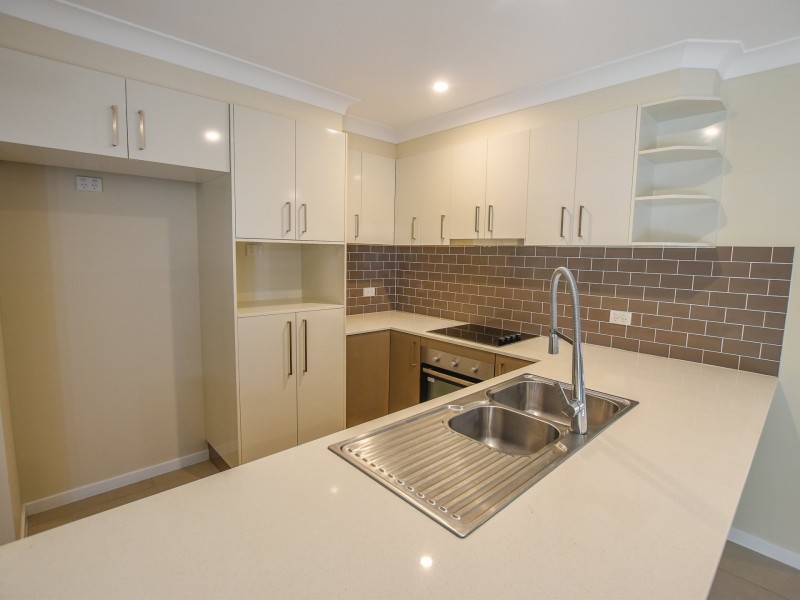 81 Laurel Street, Russell Island QLD 4184