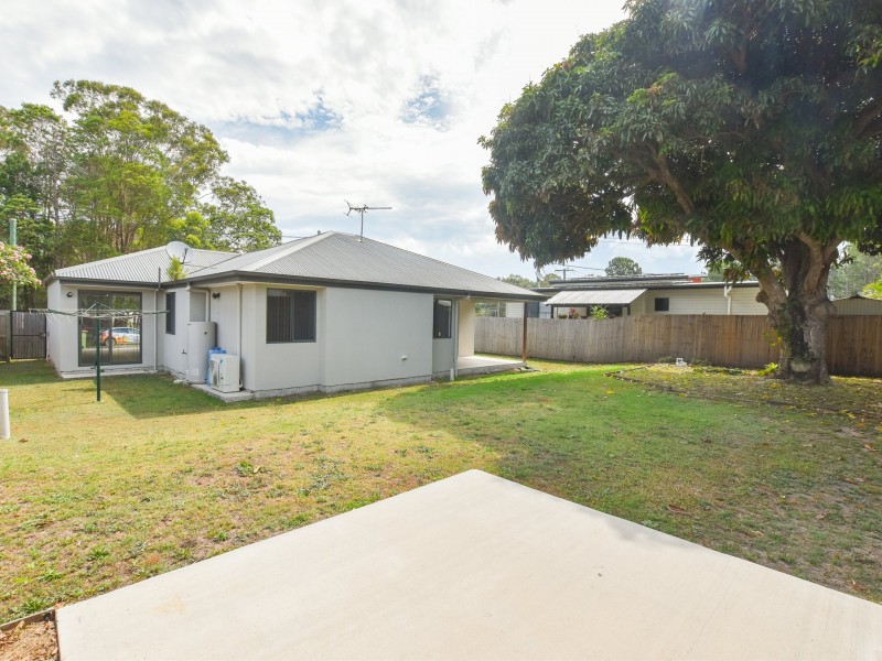 81 Laurel Street, Russell Island QLD 4184