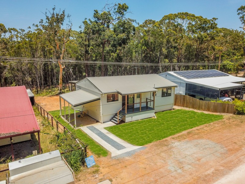 8 Saturn Street, Russell Island QLD 4184