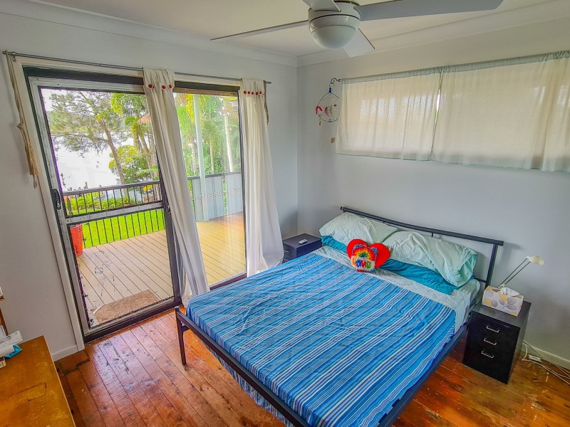 110 Minjerriba Road, Russell Island QLD 4184