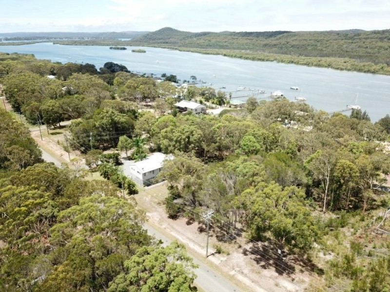 87 Highland Ridge Rd, Russell Island QLD 4184