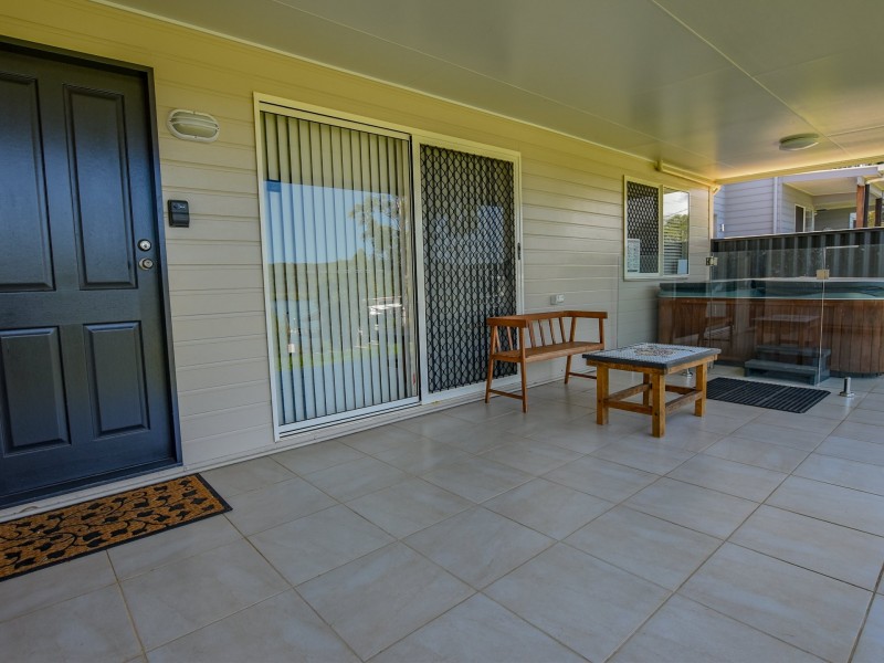 68 Wahine Drive, Russell Island QLD 4184