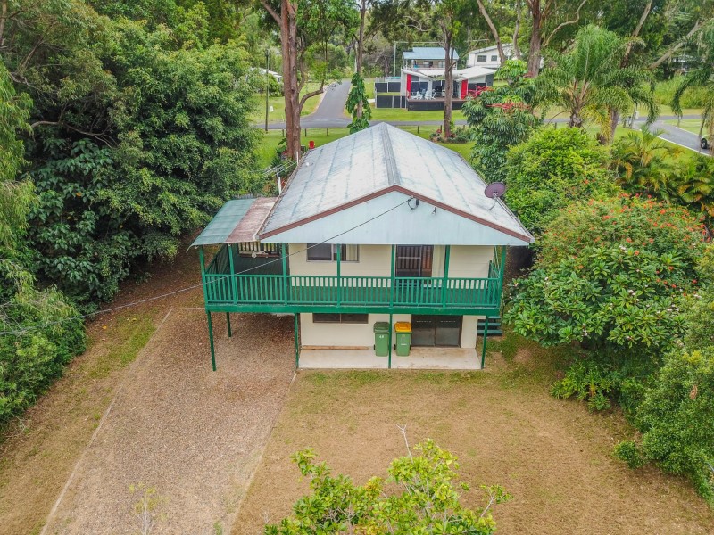 69 Taylor Street, Russell Island QLD 4184