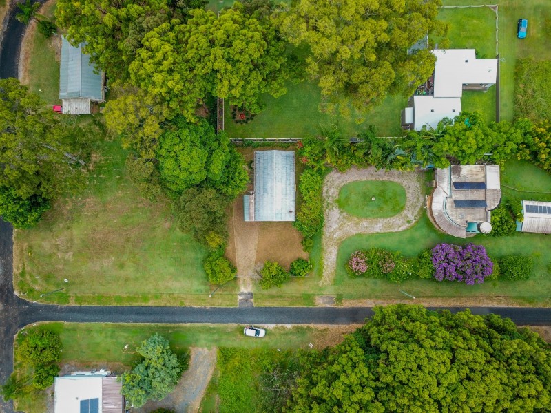 69 Taylor Street, Russell Island QLD 4184