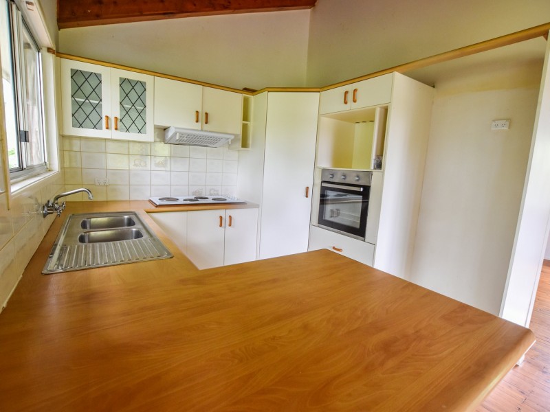 69 Taylor Street, Russell Island QLD 4184