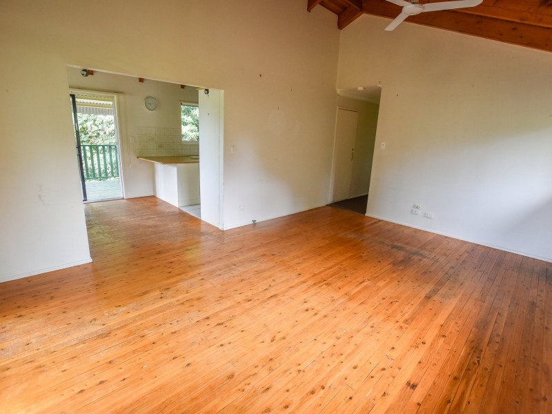 69 Taylor Street, Russell Island QLD 4184