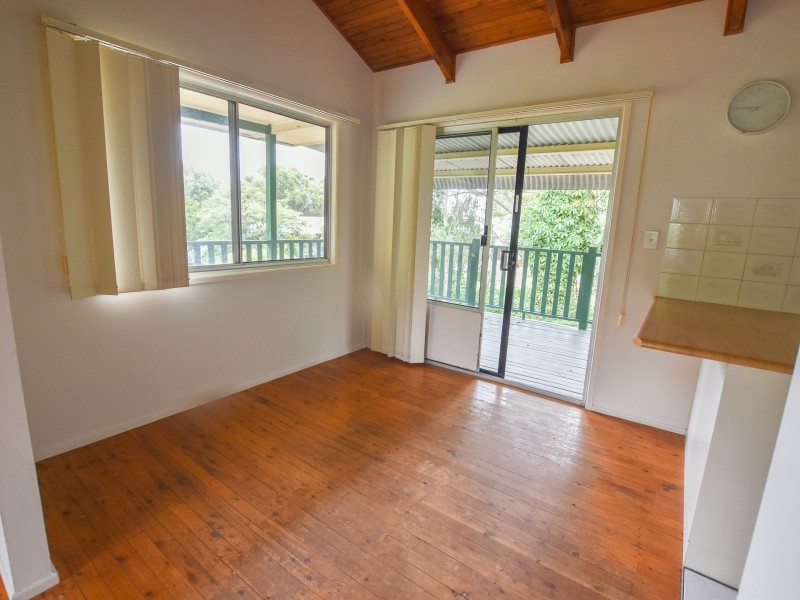 69 Taylor Street, Russell Island QLD 4184