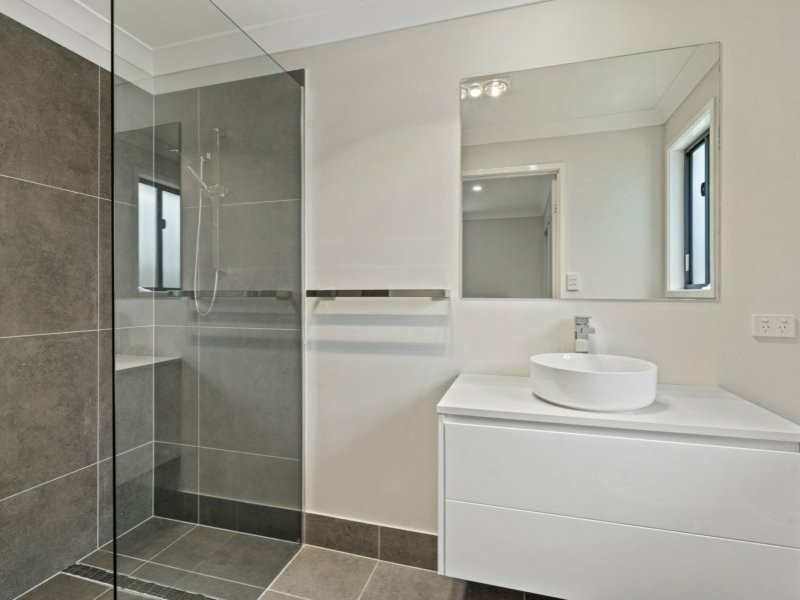 32 Rossi Street, Russell Island QLD 4184