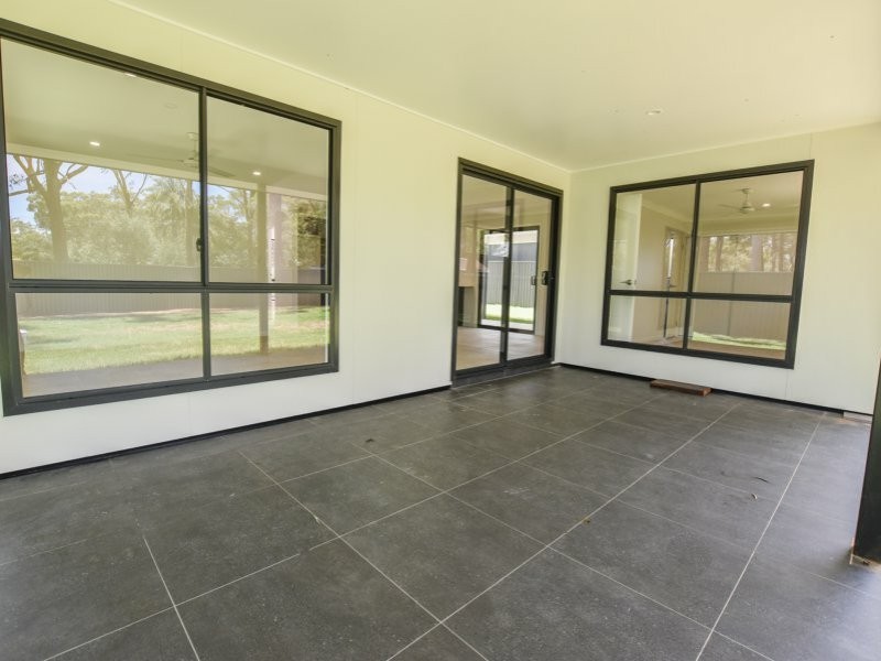 32 Rossi Street, Russell Island QLD 4184