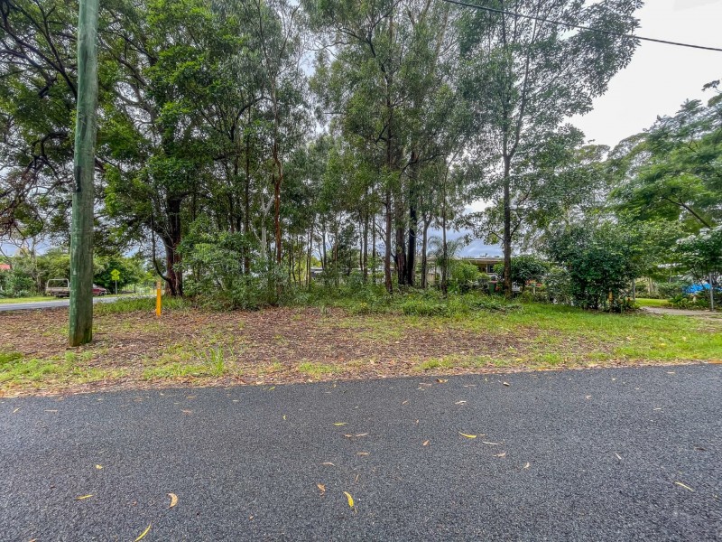 2 Burge St, Russell Island QLD 4184