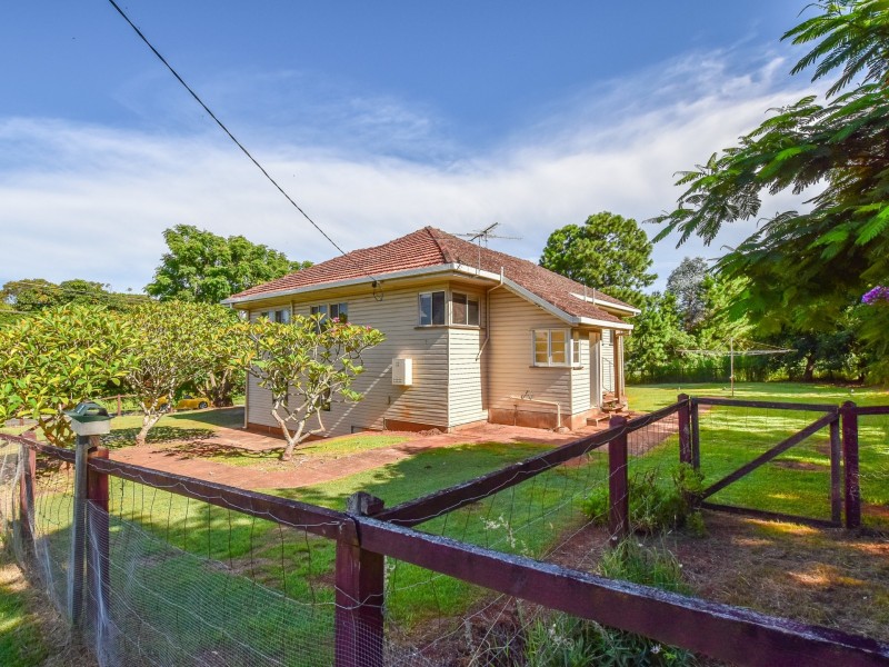 2 Highland Street, Russell Island QLD 4184