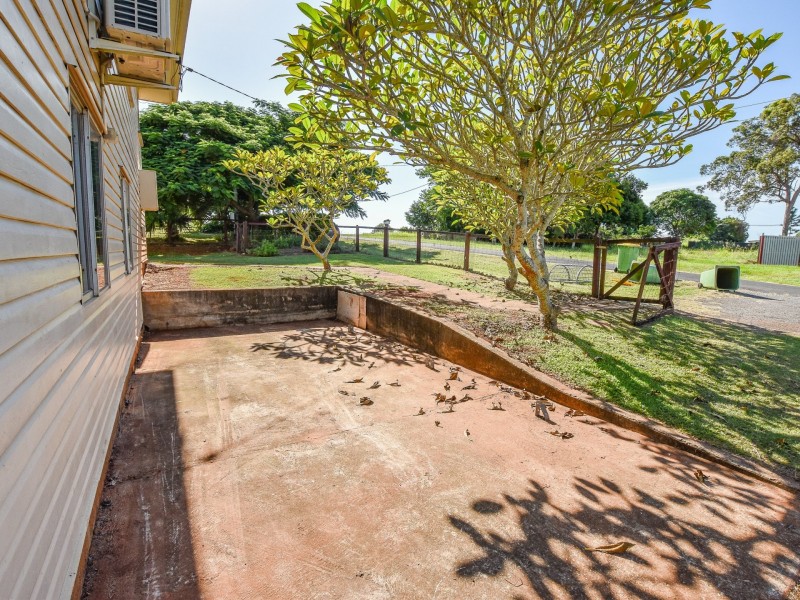 2 Highland Street, Russell Island QLD 4184