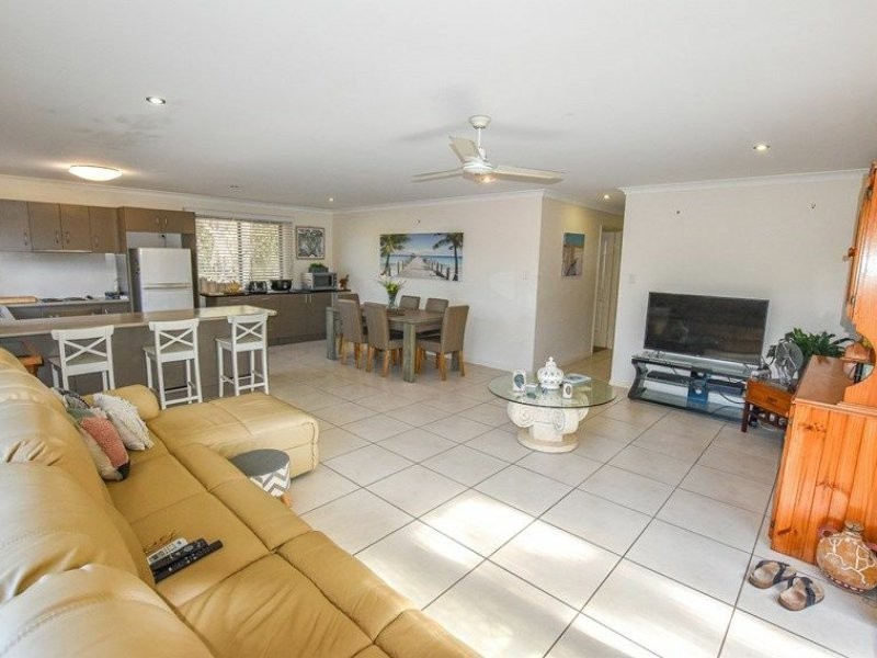 220 Centre Road, Russell Island QLD 4184