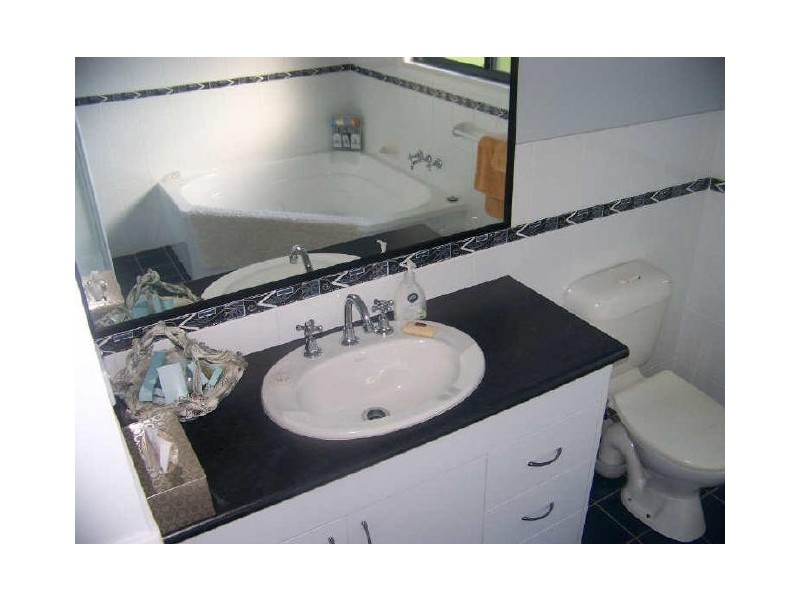 Russell Island QLD 4184