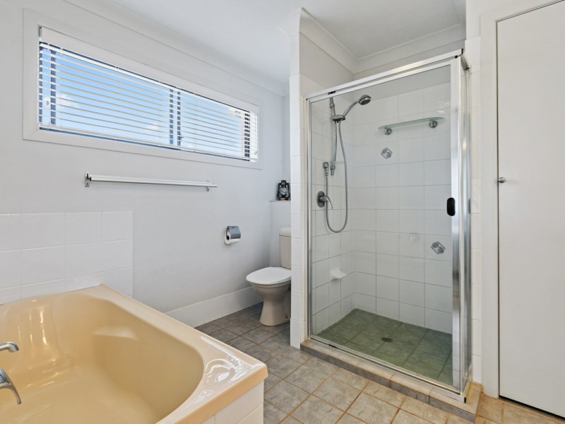 7 Alice St, Russell Island QLD 4184