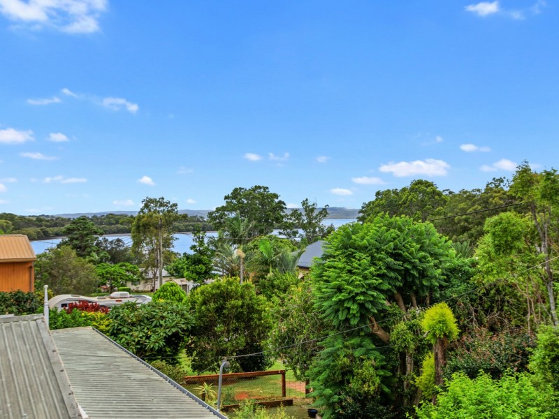 7 Alice St, Russell Island QLD 4184