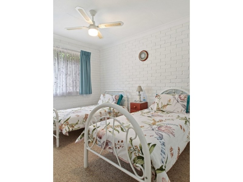 7 Alice St, Russell Island QLD 4184