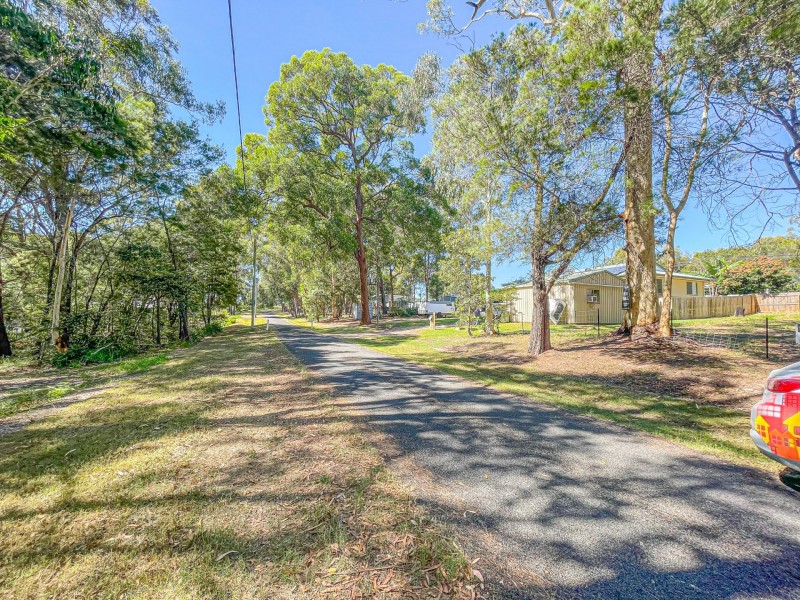 14 Sapphire St, Russell Island QLD 4184