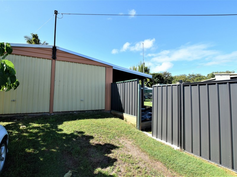 17 Panorama Avenue, Russell Island QLD 4184