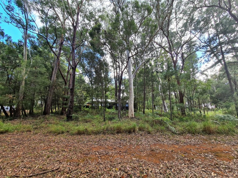 21 Cynthia Crescent, Russell Island QLD 4184