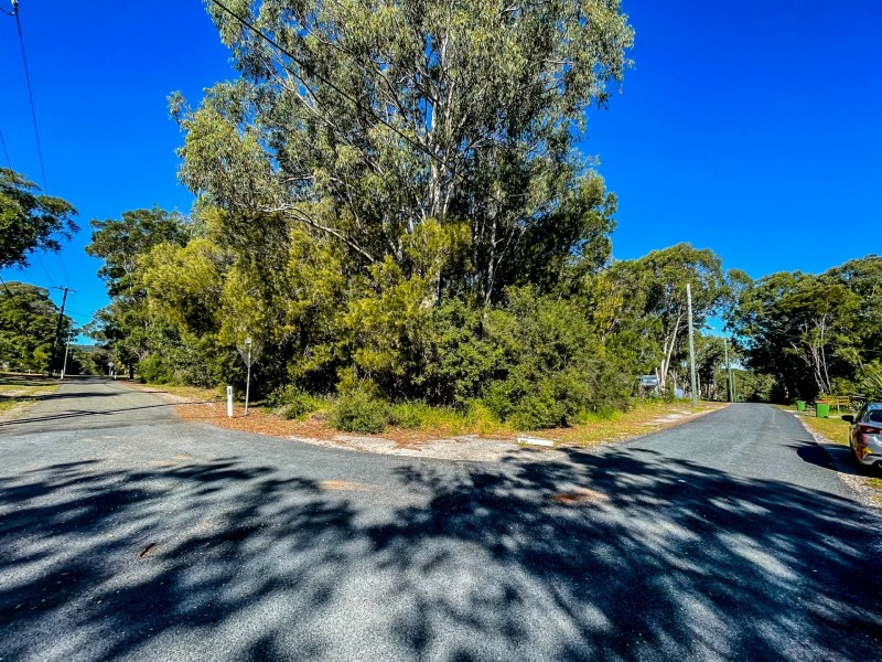 2 Rampart Drive, Russell Island QLD 4184