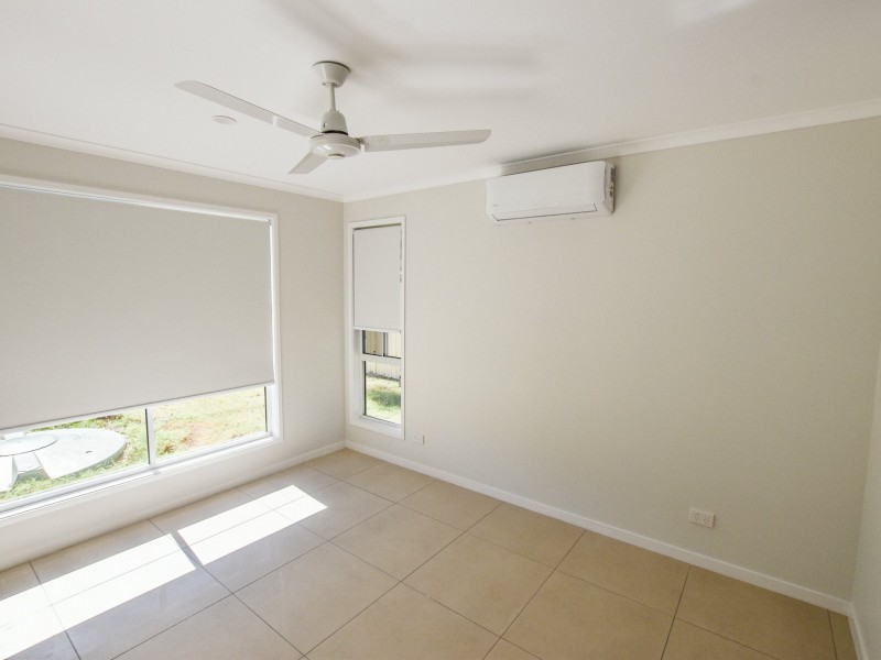 9 Rossi Avenue, Russell Island QLD 4184