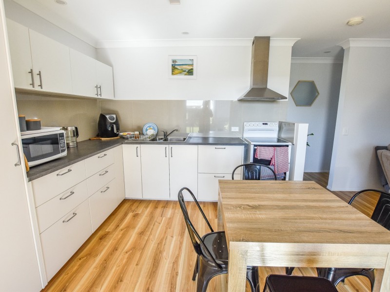 27-29 Tenanne Street, Russell Island QLD 4184