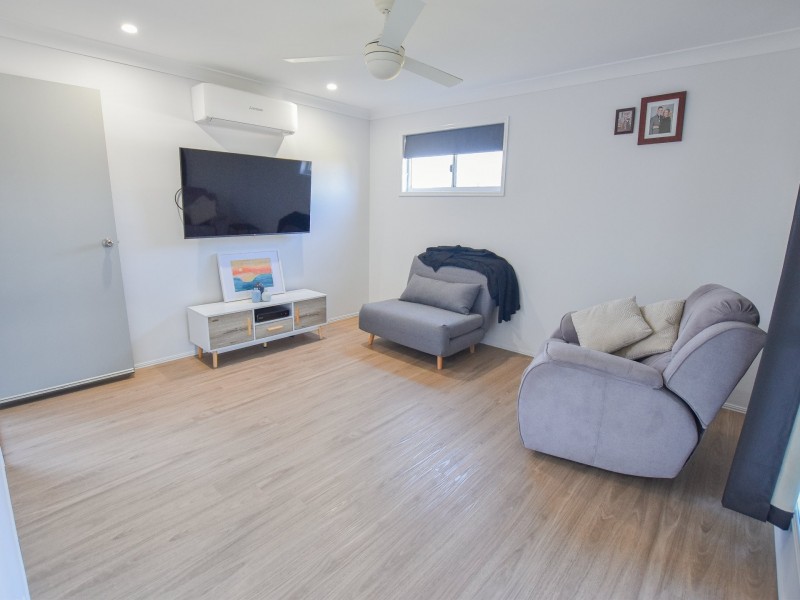 27-29 Tenanne Street, Russell Island QLD 4184