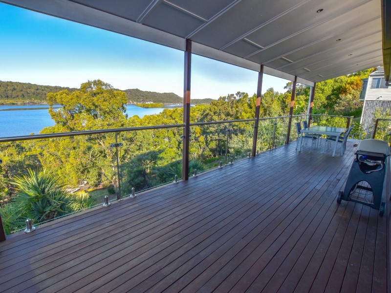 115 Wahine Drive, Russell Island QLD 4184