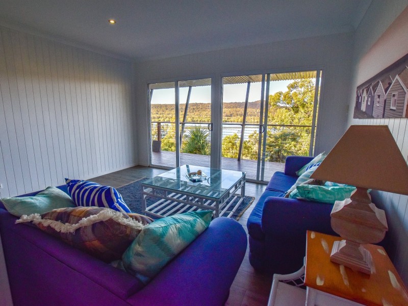 115 Wahine Drive, Russell Island QLD 4184